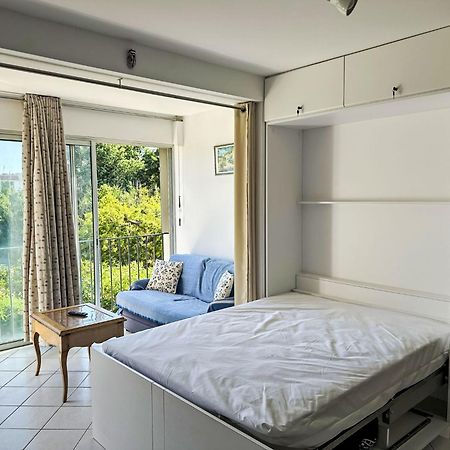 Apartment Les Roses Lauriers By Interhome Le Lavandou Luaran gambar