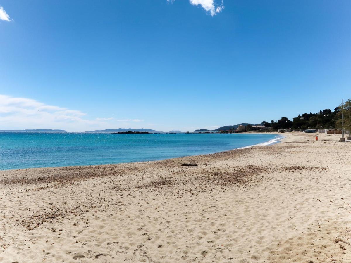 Apartment Les Roses Lauriers By Interhome Le Lavandou Luaran gambar