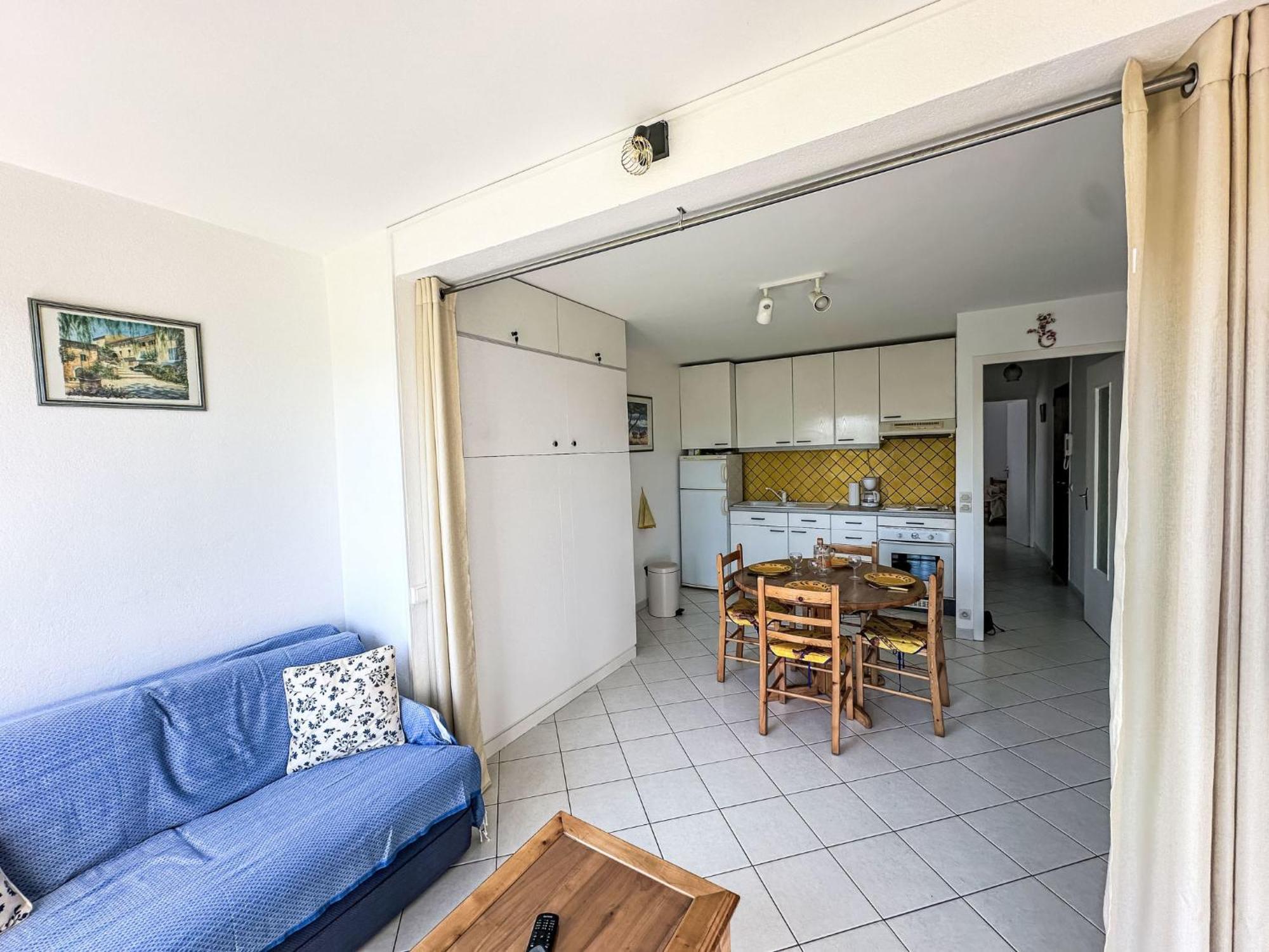 Apartment Les Roses Lauriers By Interhome Le Lavandou Luaran gambar
